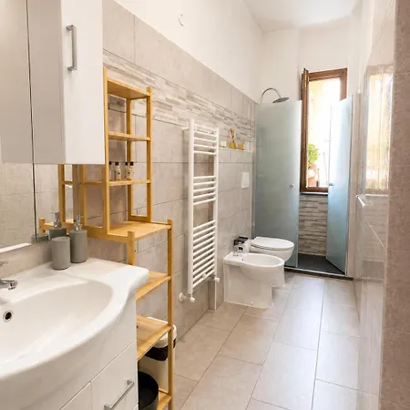 The Cozy Geometric Borgo Vittorio House Turim